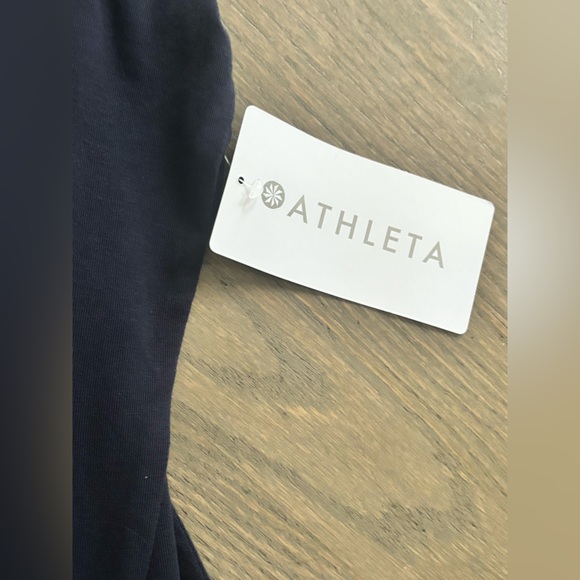 NWT Athleta Navy Blue Cloudlight Restore Top asymmetrical long sleeve size xxs - Picture 2 of 4